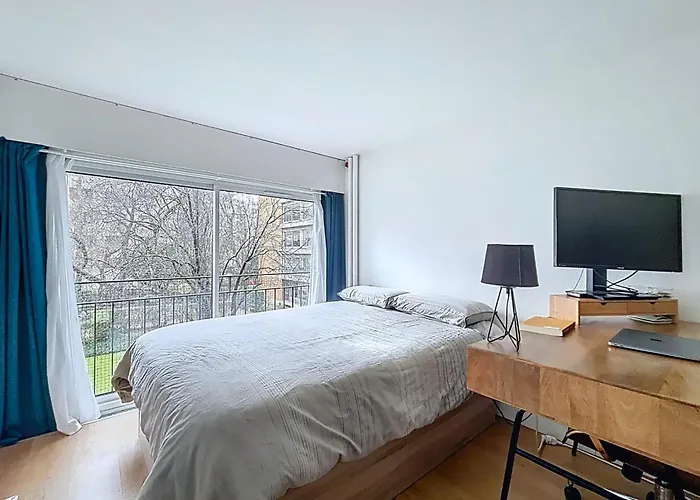 Charming 2p Between Nation & Pere-lachaise * Paříž